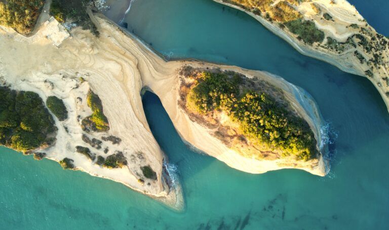 playa de canal d'amour vista desde el cielo, algo que ver en corfu - weroad
