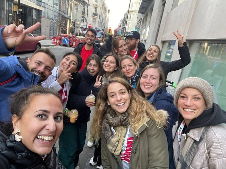 selfie de grupo de organizadores weroad en londres