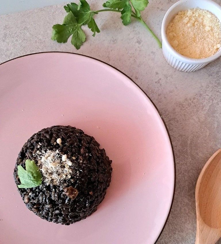 arroz con negro de sepia, el crni rizot, algo que comer en croacia