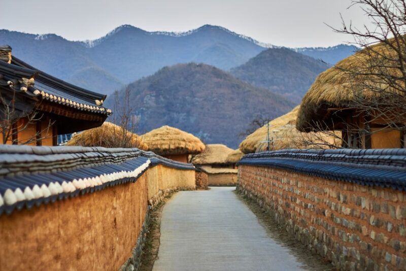 calles y casas bajas en andong, ciudad que ver en corea por ser la cuna del confucianismo